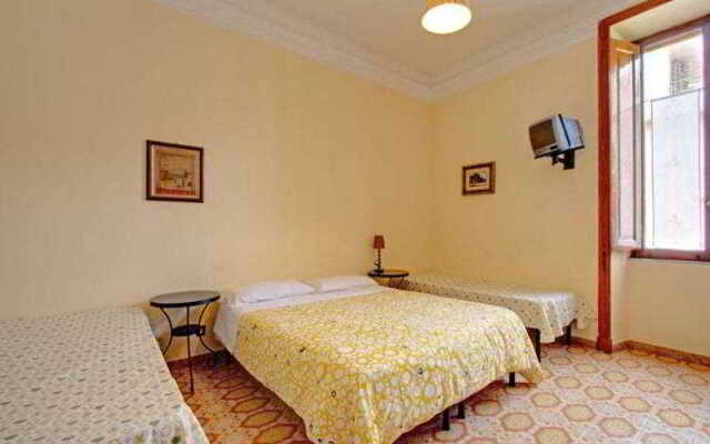The Right Place - Guest House