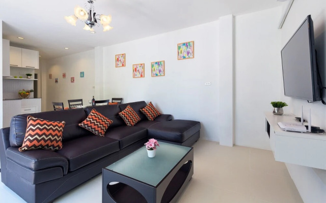Private Villa with Pool near Laguna