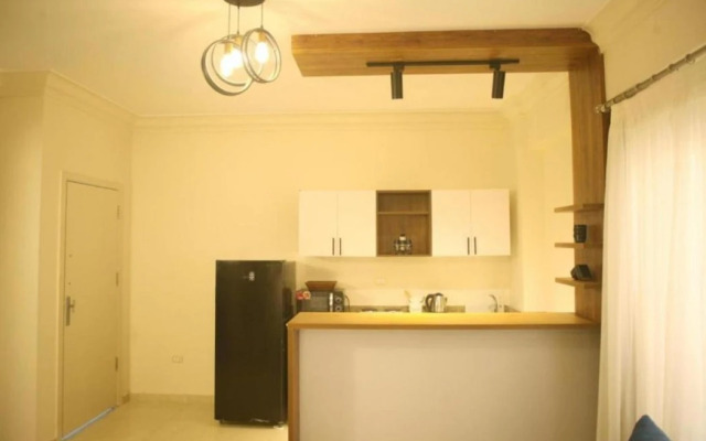 Settle Inn South 90 Apartments