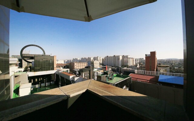 Suwon City Hall Station Bobos