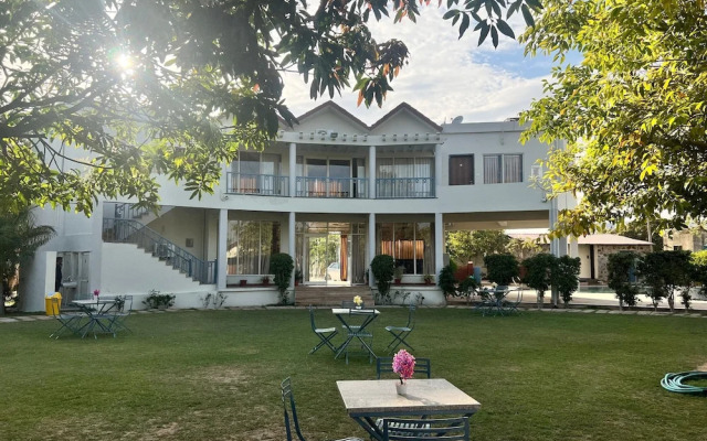 Las Cabanas Resort Pushkar