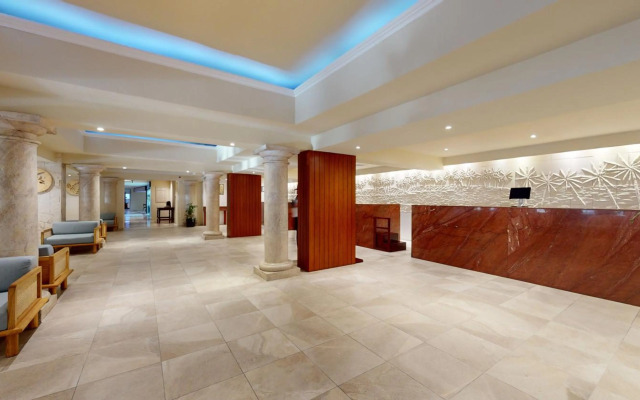 Grand Park Royal Cancún