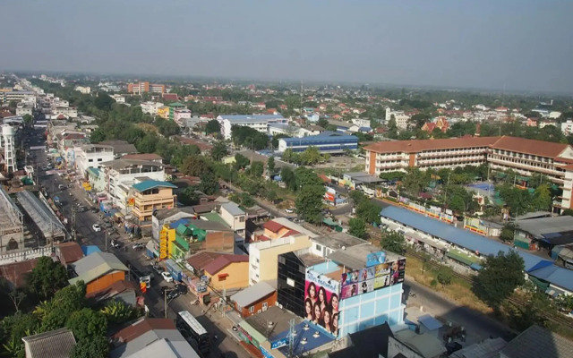 Topland Hotel & Convention Centre