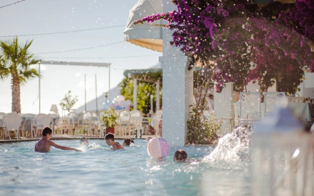 Drymades Inn Resort