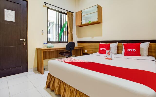 OYO 90037 Rumah Verde