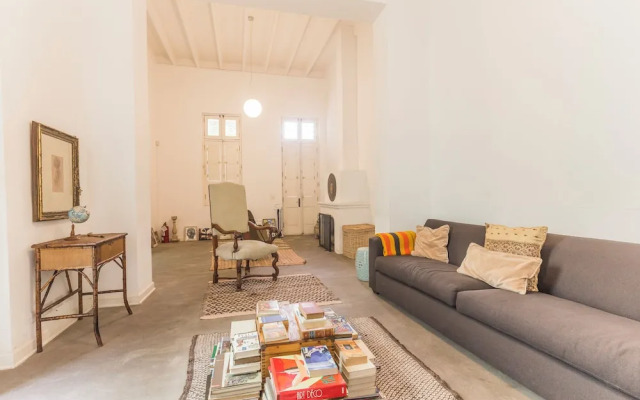 Villa in Barranco by Wynwood House