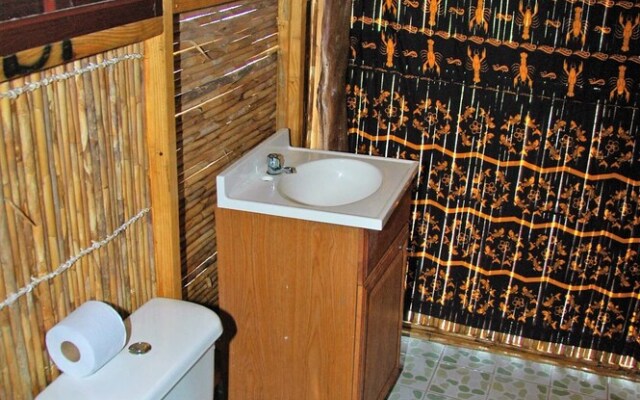 San Blas Private Beach Cabin