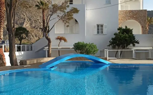 Blue Island Hotel