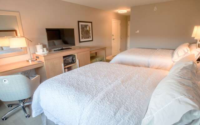 Hampton Inn by Hilton Amesbury