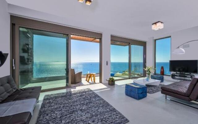 Kyma Villa