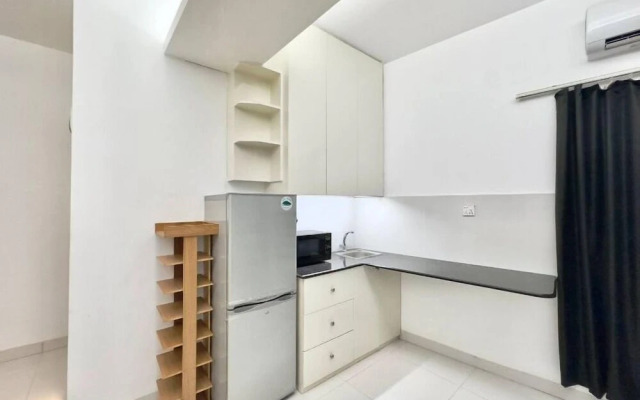 500sqft 7 Luxury Apartment for 4 people