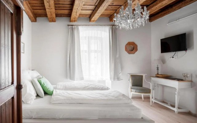Florand Rooms&Wine