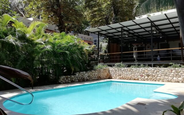 Believe Surf & Yoga Lodge Santa Teresa - Hostel