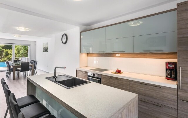 Nice Home in Pula With Wifi and 4 Bedrooms