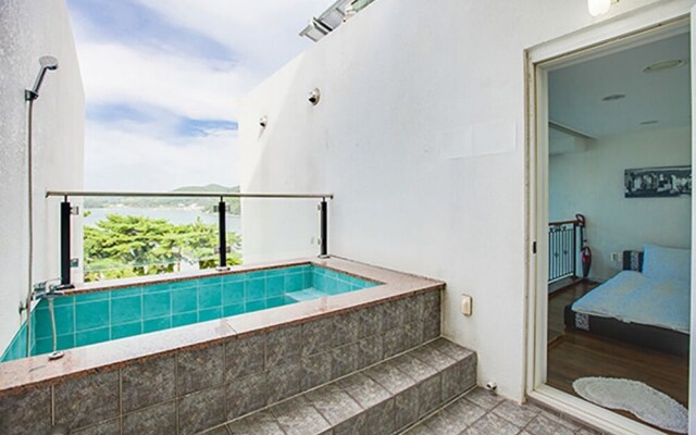 Tongyeong Mari Joa Pension