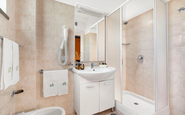 Residence 2 Pini