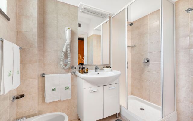 Residence 2 Pini
