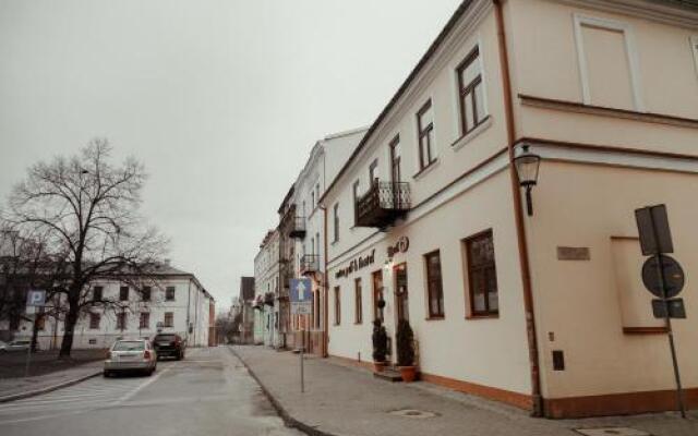 Rynek 6 retro pub & hostel