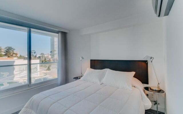 Oceana Suites Yoo Suite 305