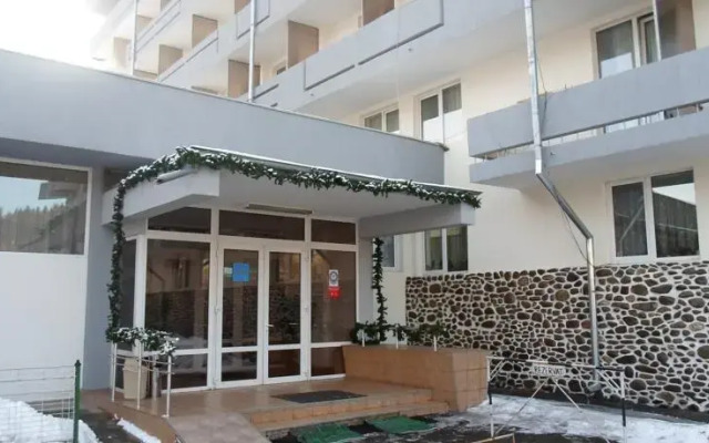 Hotel Intus