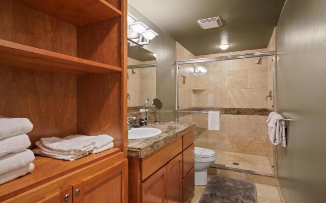 2 Landrise-AC-Hot Tub-4BR/2BA