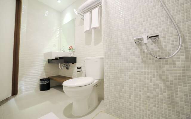 Ozone Hotel Pantai Indah Kapuk