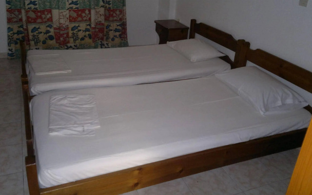 Fania Apartments