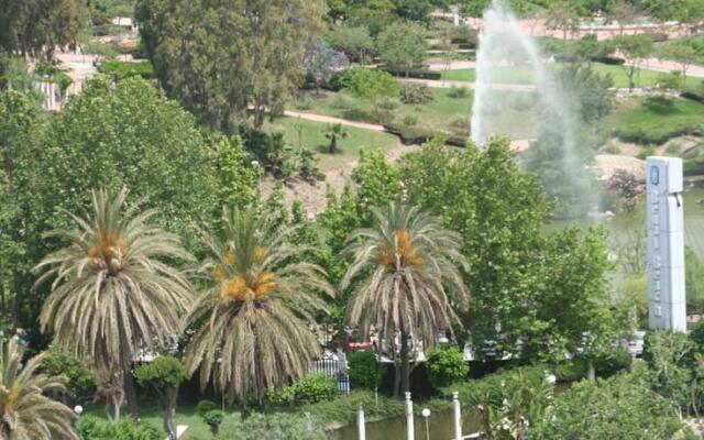 Apartamentos Benal Beach - Geinsa