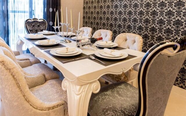 Love Travel B&B