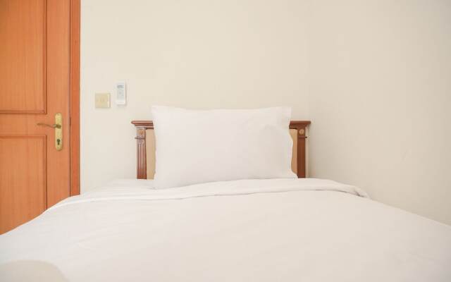 Homey And Cozy Stay 2Br Puri Casablanca Apartment