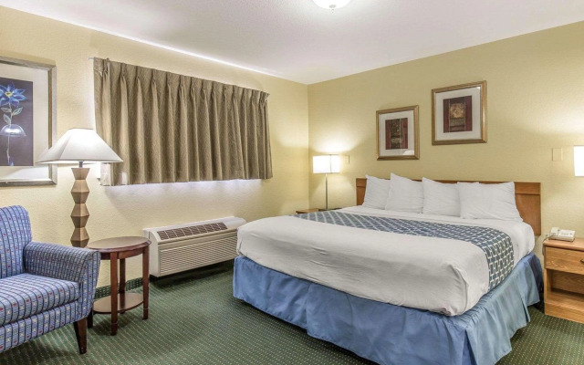 Suburban Studios Fort Myers Cape Coral
