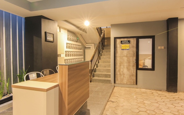 D'Paragon Pogung B – Lobby – Sleman