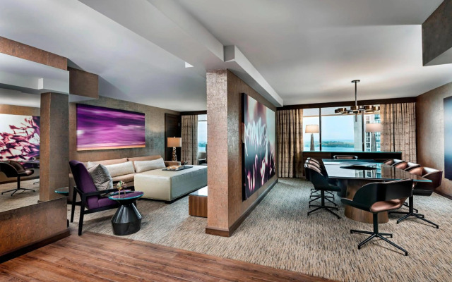 The Westin Harbour Castle, Toronto