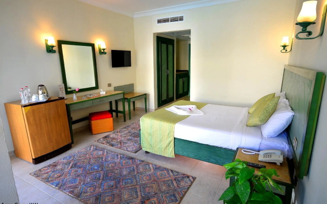 Falcon Hills Hotel