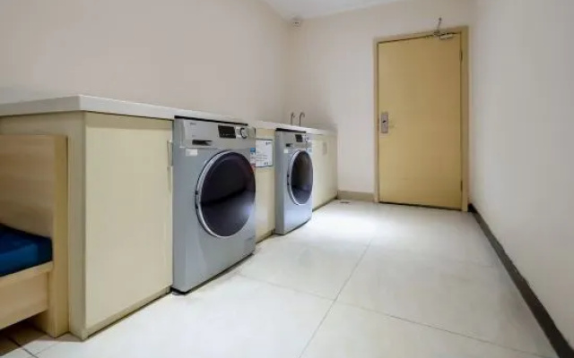 City Comfort Inn Hotel (Guangzhou Renhe Subway Station Huazhong Plaza) – Guest Rooms – Guangzhou