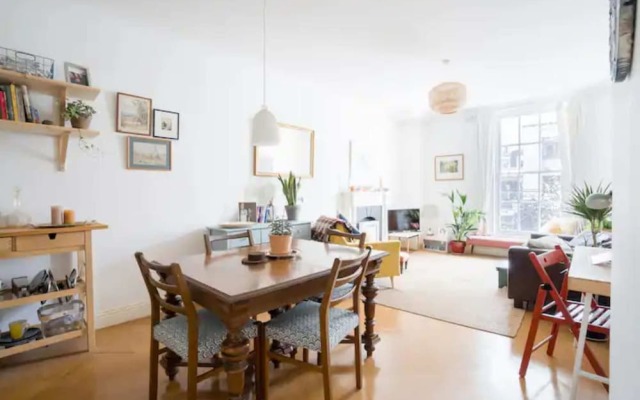 Bright & Stylish 1BD Flat - Temple Bar