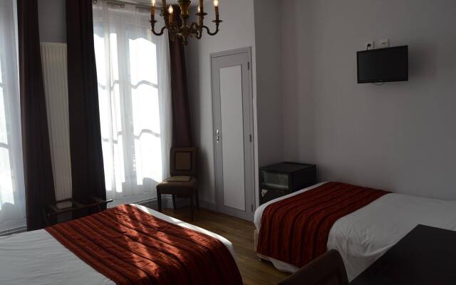 Brit Hotel Les Comtes de Champagne Centre Historique