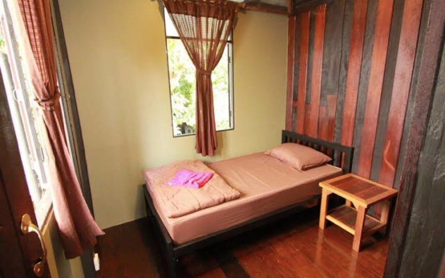 Viman Guesthouse - Hostel