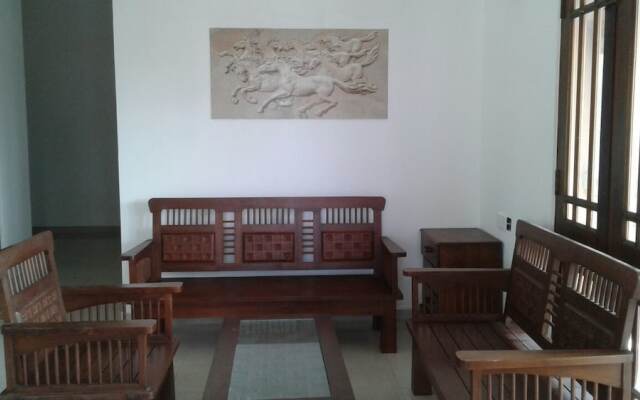 Giragala Village Hotel