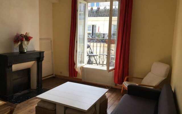 Close To Montmartre 1 Bedroom Apartment