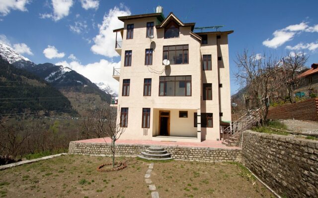 OYO 4719 Hotel WhitePod Manali