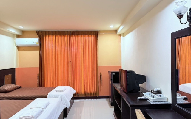 Nongbua Greenview Hotel