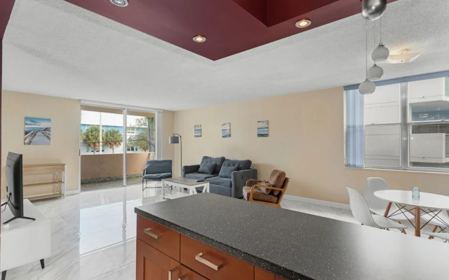 Bay Harbor Sunset Apt 2A