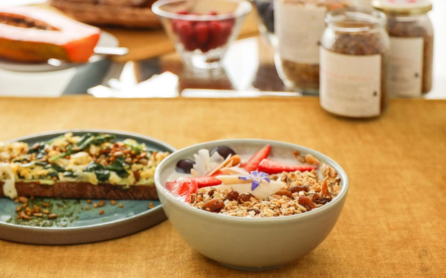 Santa Joana Residence with Garden and heated pool