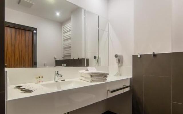 Prywatny Apartament w Hotelu DIUNE