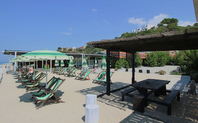 Beautiful Holiday Home in Ricadi Near Beach