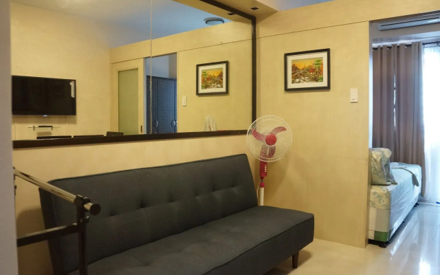 ComfyStay at Sea Residences