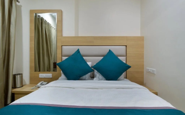 Hotel Fragrance By OYO Rooms