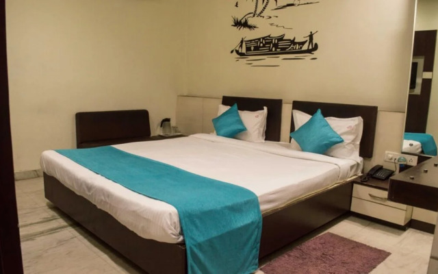 Hotel Ronak Plaza