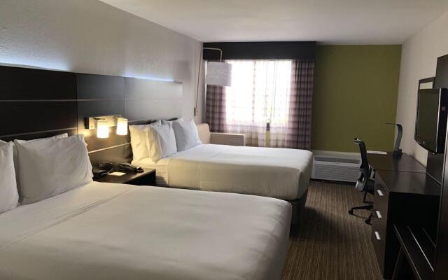 Holiday Inn Express & Suites Miami - Hialeah, an IHG Hotel